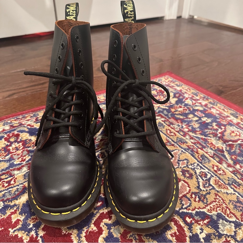 Dr. Martens Made in England 1460’s Boots